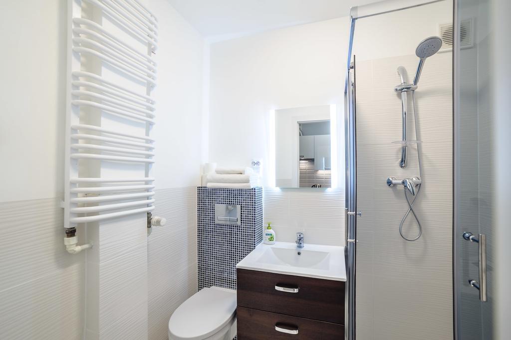 Апартаменты Apartament Grojecka Korotynskiego Варшава Номер фото