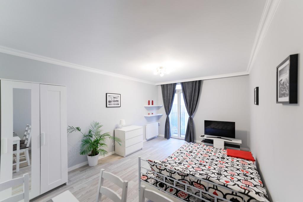 Апартаменты Apartament Grojecka Korotynskiego Варшава Номер фото